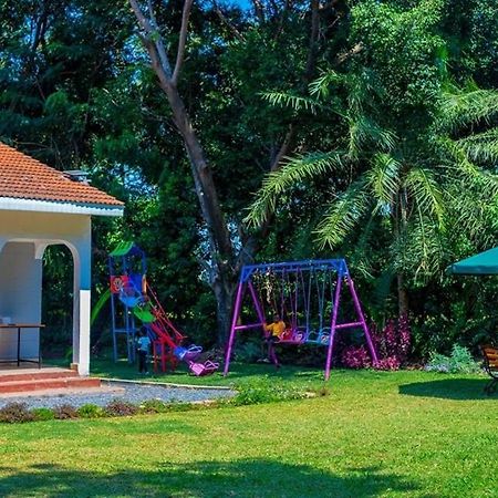 The Lit Gardens Hotel Kisumu Eksteriør billede